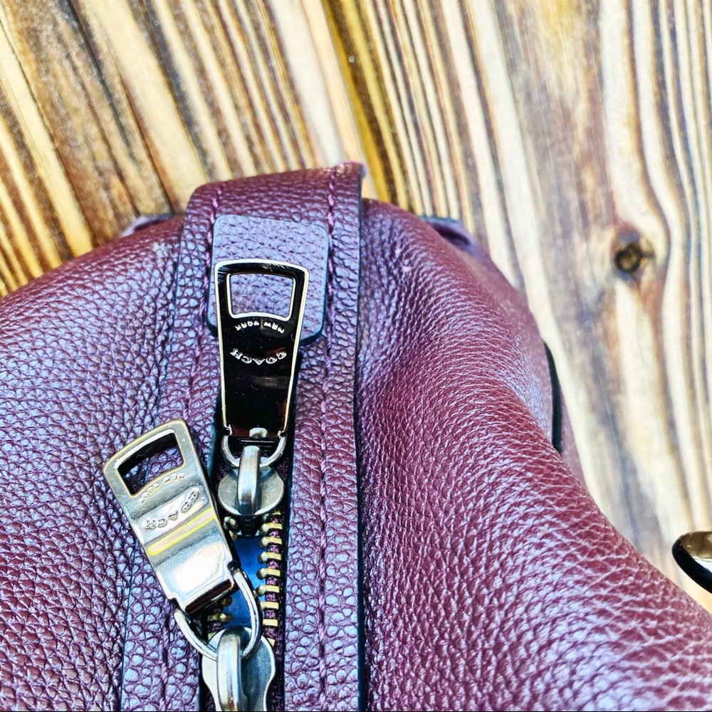 Coach Oxblood Gunmetal Dalton 31 Bag EUC - Picture 13 of 16